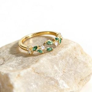 Dainty Emerald Gemstone Adjustable Ring, Green Stone Flower Band, Open Band Floral Leaf Jewelry