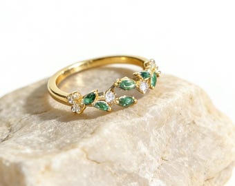 Dainty Emerald Gemstone Adjustable Ring, Green Stone Flower Band, Open Band Floral Leaf Jewelry