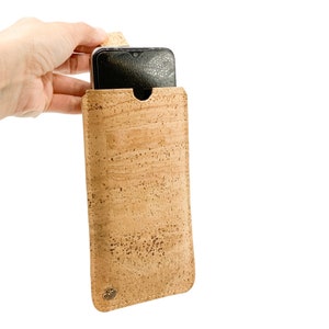 Telefoonhoesje, Bescherm uw telefoon, smartphone, met deze innovatieve, beschermende hoes, handgemaakt, natuurlijke kurk, ecologisch, wasbaar, biologisch