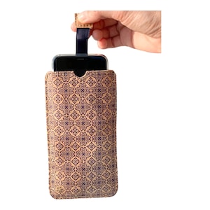 Telefoonhoesje, Bescherm uw telefoon, smartphone met deze innovatieve, beschermhoes, handgemaakt, natuurlijke kurk, ecologisch, wasbaar, biologisch