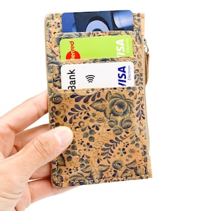 Floraler Kork Kartenhalter, ökologischer Kartenhalter, Kleines Portemonnaie aus Kork für Karten und Münzen mit Blumendrucken