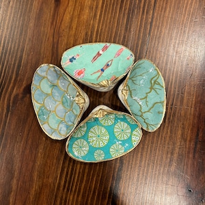 Clam Shell Trinket Dish | Decoupage Clam Shells | Shell Decor | Decorative Jewelry Dish | Coastal Decor | Beach House Decor