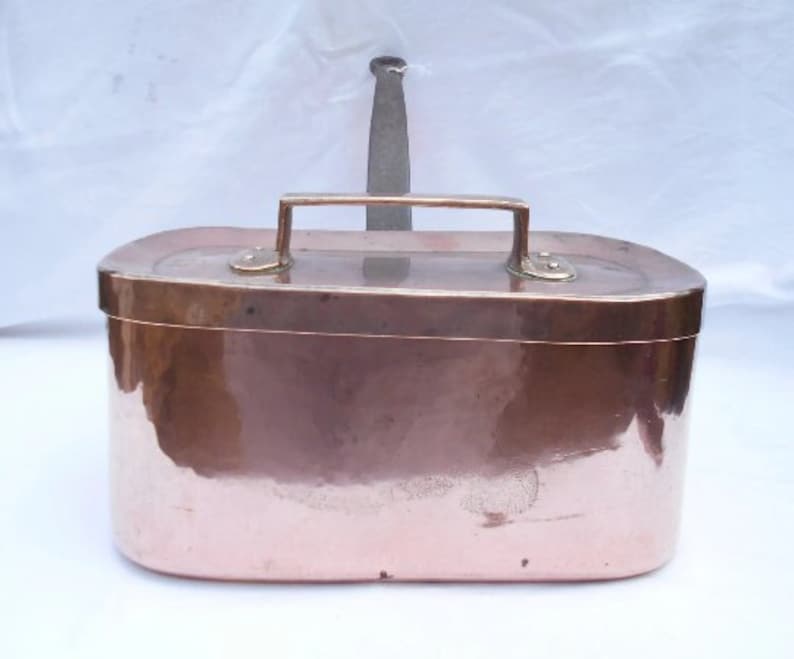 Antique Copper Tin Lined French Daubiere / Casserole Pot with Original Lid & Bronze Handles, Great Condition, Normandy Copper image 4