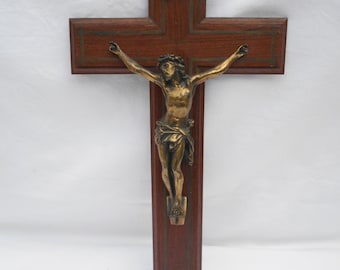 Vintage French Large Wooden French Crucifix Marked HARDY, Vintage French Decor, Vintage French Religion