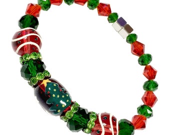 Christmas Bracelets For Women, Christmas Gift For Her, Painted Christmas Tree and Crystal Beaded Bracelet, Holiday Gift For Girls and Women