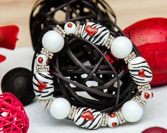 Valentines Day Bracelet, Mother's Day Gifts For Her, Sparkling Painted Red Hearts with Zebra Print Glass Beaded Stretch Bracelet, Birthday