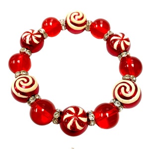 Christmas Bracelets For Women, Christmas Gift For Her, Peppermint Candy Glass Beaded Stretch Bracelet, Holiday Gift For Girls and Women