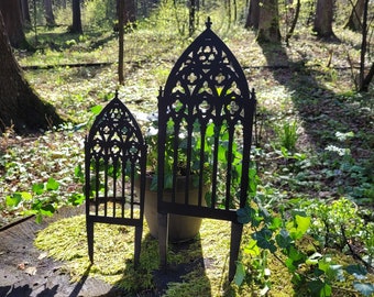 Gothic plant trellis, Plant support