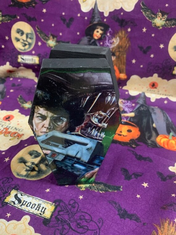 Horror Subscription Box Coffin Box Horror Pack , 5 Of The Best Horror Subscription Boxes | PFEH