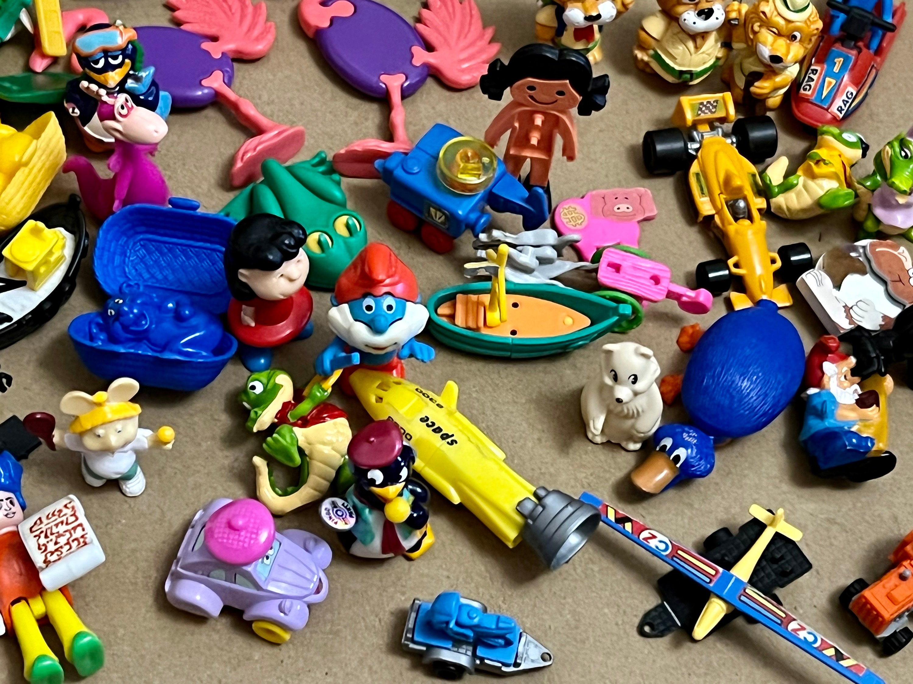 ヴィンテージ キンダーサプライズ おもちゃ レア 1990年代 キンダー