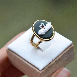 Swan rings, Edwardian era vintage rings, Elegant gifts for her, Vintage Romantic rings, Gold vintage rings, Swan jewelry