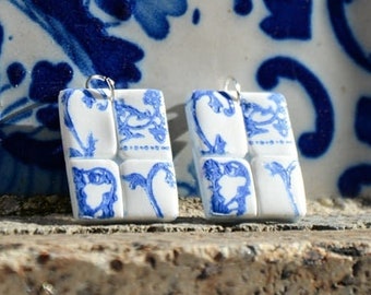 Azulejos Ohrringe, blaue Fliesen Ohrringe, Polymer Clay Ohrringe, handbemalte Ohrringe in Blau, Portugal inspirierte Ohrringe in Blau und Weiß