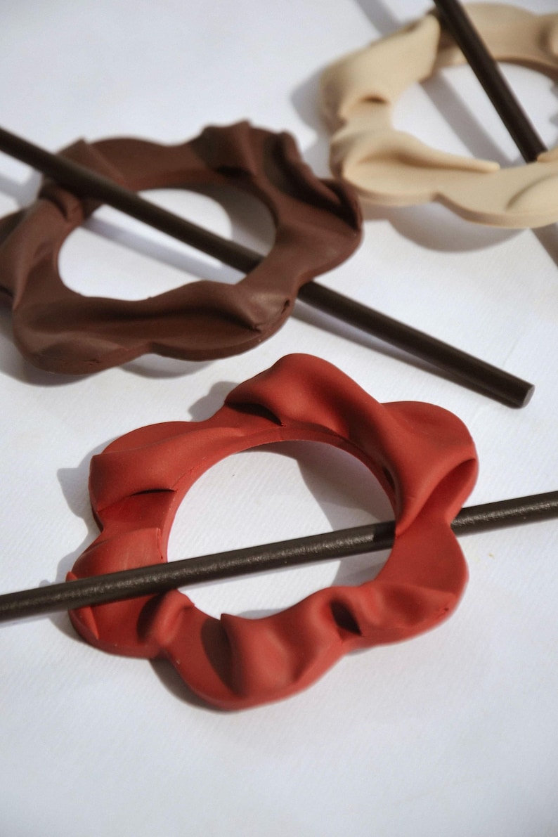 Etsy's Pick, Hair jewel, Circle clay hair accessories, Unique hair pins, Minimal flower shape hair pin, Circle hair pin with wooden stick Dark red