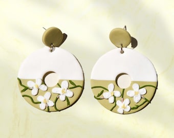 Jasmine donut shape earrings, Big flower earrings, Polymer clay earrings with flowers, Sage green earrings, Dangle earrings with flowers