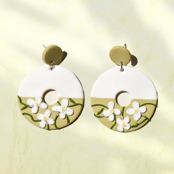 Organic motif Glass Earrings - clear