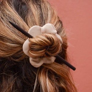 Etsy's Pick, Hair jewel, Circle clay hair accessories, Unique hair pins, Minimal flower shape hair pin, Circle hair pin with wooden stick image 3