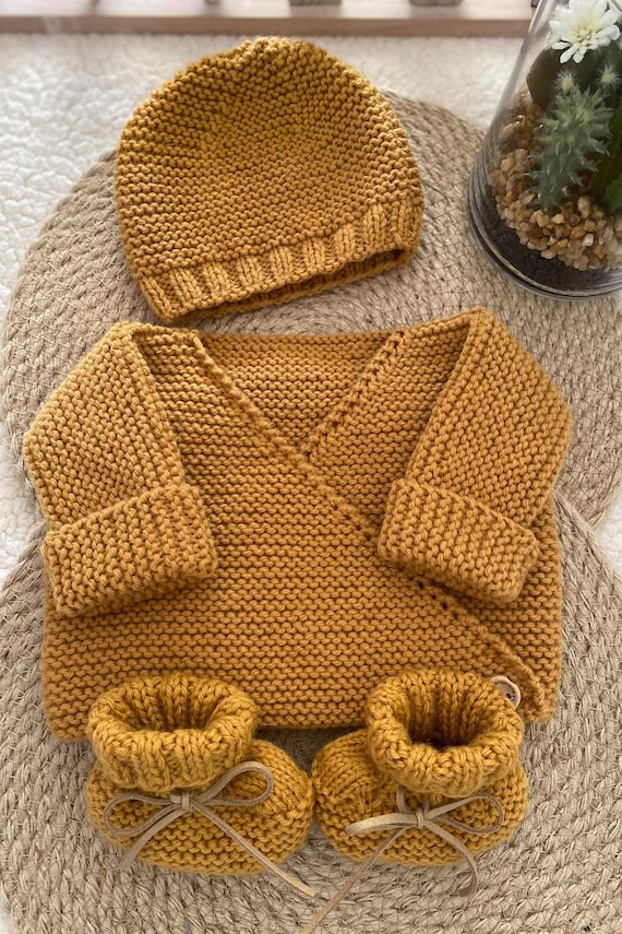 Brassière pantalon bonnet chaussons laine naissance tricot -  France