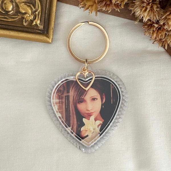 Tifa Lockhart Keychain | Final Fantasy VII