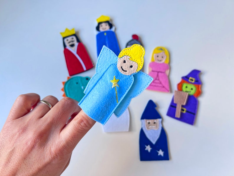 Felt Finger Puppets Fairy Tales King, Queen, Knight, Princess, Dragon, Unicorn, Wizard, Witch, Fairy Narrate Bedtime Stories image 6