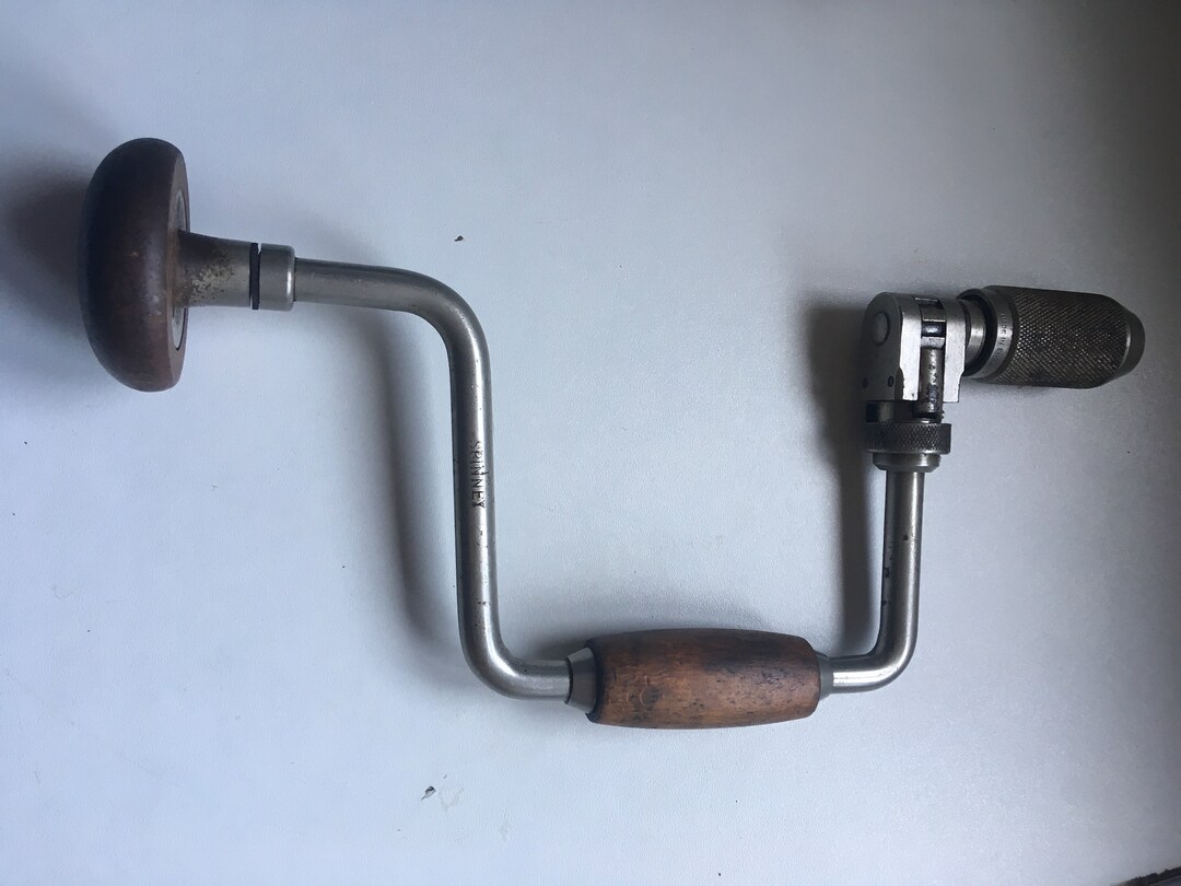 Vintage Antique Hand Brace Drill Carpenter Farm Tool Garage Collectible