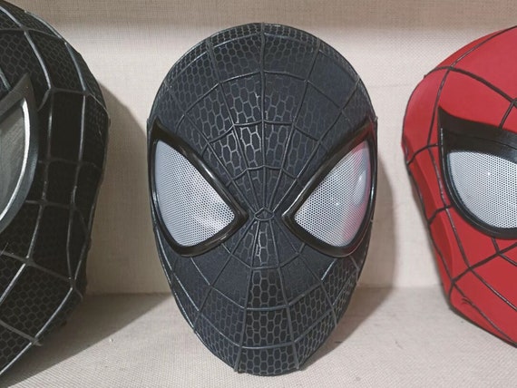 Máscara Spiderman en tela con ojos acrílicos sin faceshell