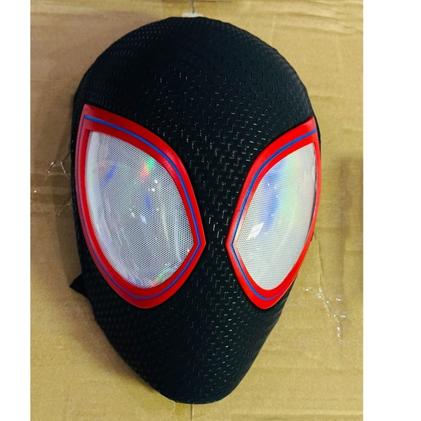 Versione Big Eyes Maschera cosplay nera di Spiderman Miles Morales attraverso il regalo di replica indossabile del film SpiderVerse Cosplay