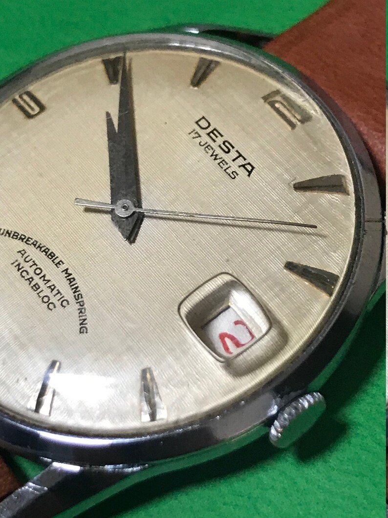 linen dial
