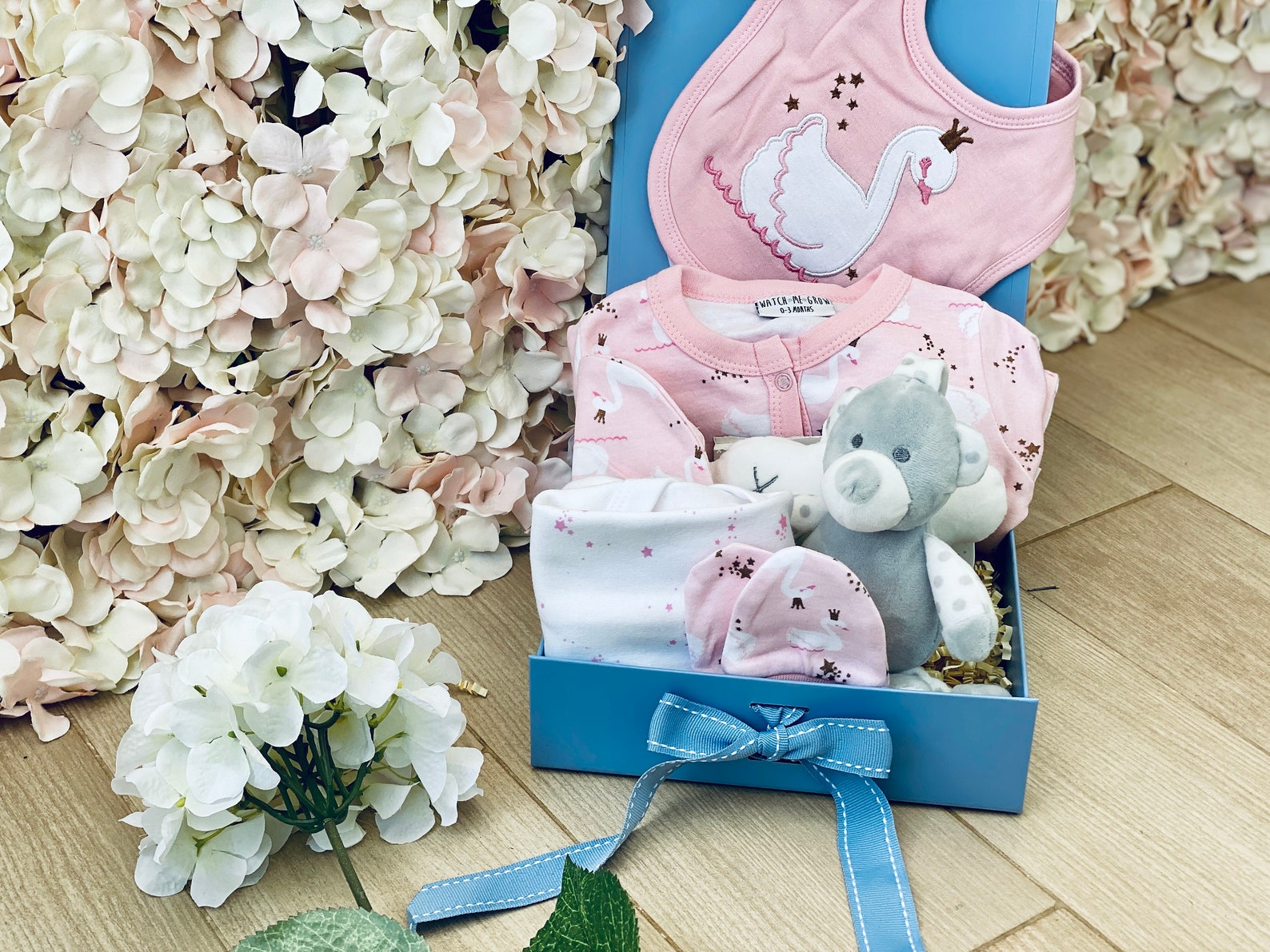 New Baby Girl 6 Piece Gift Box New Baby Gift Baby Shower Etsy