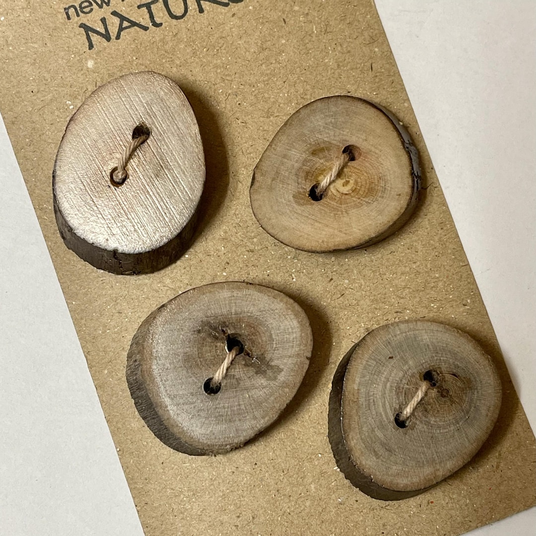 4 Beaver Stick Wood Buttons, 1 1/4