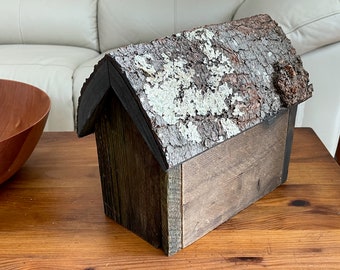 Barn Wood House Style Box, Pine Slab Roof with Lichen, Removable Lid, 80+ Year Old Real Barn Wood, Handmade in New Hampshire