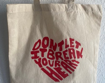Letter Graphic Shopping Bag / spring bag / Tote Bag / fabric bag / aesthetic tote bag / gift for best friend / fair trade / red bag