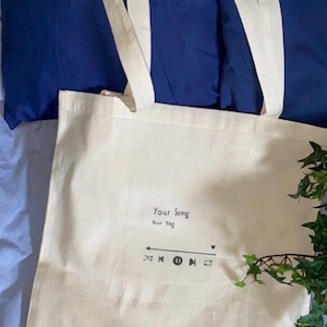Handgemaakte canvas tas, herbruikbare boodschappentas, persoonlijk cadeau-idee, persoonlijke albumhoes-tas, door muziek geïnspireerd cadeau, gepersonaliseerde songtekstentas