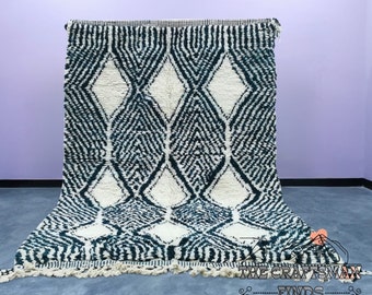Custom Beni Ourain Rug: Handwoven Moroccan Wool Carpet, White & Black