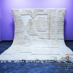 Handmade Beni Mrirt Wool Rug: Moroccan Off-White Berber Rug