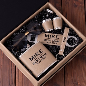 Personalisierte Flasche, Sonnenbrille, Flaschenöffner und Schlüsselbund in Groomsman Geschenkbox, Groomsmen Geschenkidee, Trauzeuge Geschenk, Bräutigam Geschenk, Herrengeschenk