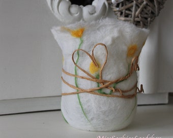 Windlicht, Filzlicht, Filzwindlicht, gefilztes Windlicht, abstrakte Tulpen,Herz, Wolle, Filz, handmade,Papierdrahtherz,