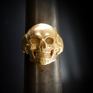 Solid gold skull ring, Memento mori ring, Exclusive skull