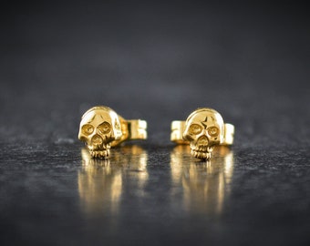 Mini tiny skull stud earring , Silver skull earring, Whimsigoth