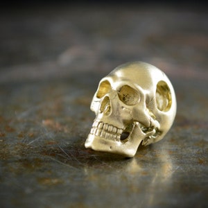 Handmade skull pendant in 10k, 14k and 18k solid gold, Memento mori pendant, Anatomical skull