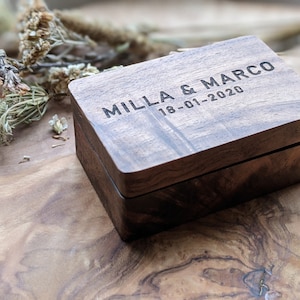 Personalisierte Manschettenknöpfe und Krawattenklammer Set mit Holzbox Hochzeitsgeschenk Jahrestag Manschettenknöpfe Geschenke für Bräutigam Besonderer Platz Hirsch Kundenspezifisches Design