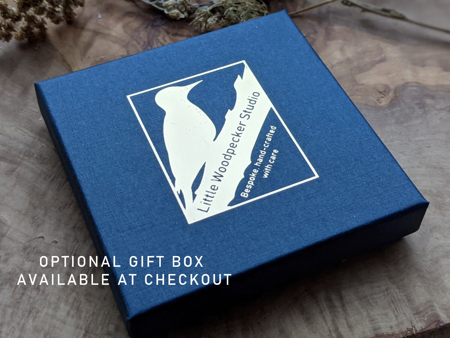 Coffret Personnalisé Pince à Cravate + Boutons De Manchette En Bois De Noyer – Cadeau Homme Gravé