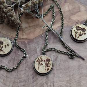 Personalised Necklace Birth Month - Birth Flower Necklace With Custom Initials - Gift for Her - Mother, Best Friend Necklace - Birth Flowers
