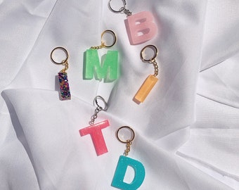 Custom Glitter Resin Initial Keychain: Personalized Backpack Charm
