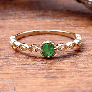 Genuine Natural Emerald Gemstone Engagement Wedding Band Ring Handmade Minimalist Jewelry Bridesmaid Gift