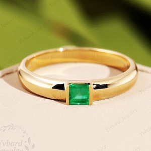 Maragatham stone ring discount