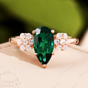 Emerald Engagement Ring Vintage Pear Cut Emerald Ring 14K Rose Gold Moissanite Unique Wedding Cluster Ring Bridal Ring Promise Ring For Her