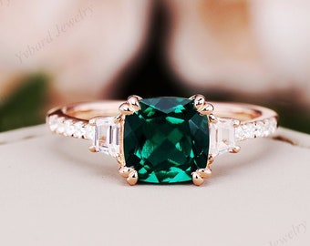 7*7mm Cushion Cut  Lab Created Green Emerald Engagement Ring Three Stone Ring Solid Rose Gold Wedding Band Vintage Anniversary Gifts For Her