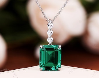 Smaragd-Schliff-Anhänger-Halskette Solide 14K Weißgold-Verlobungs-Anhänger Mai Birthstone Geschenk Zarte Hochzeitshalskette Zierliche Halskette