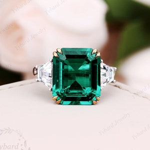 Brilliant 5.8CT Lab Created Emerald Engagement Ring,Minimalist Style Anniversary Ring,Promise Ring For Female,Two Tone Gold Three Stone Ring