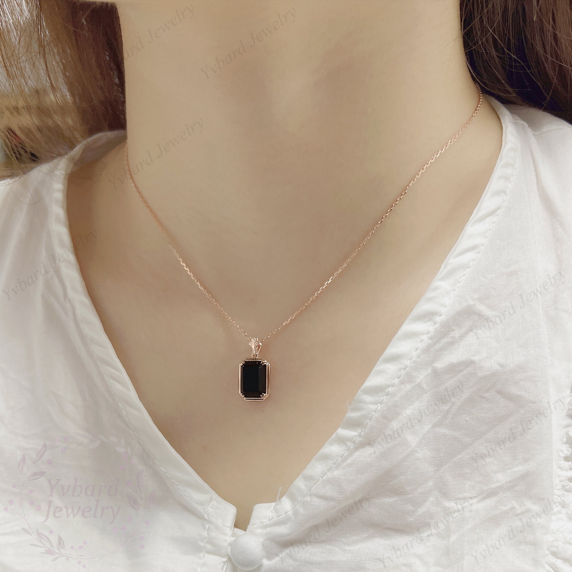 Vintage Black Onyx Pendant Necklace 14K/ 18K Solid Rose Gold Vintage Black Onyx Pendant Necklace 14K/ 18K Solid Rose Gold
